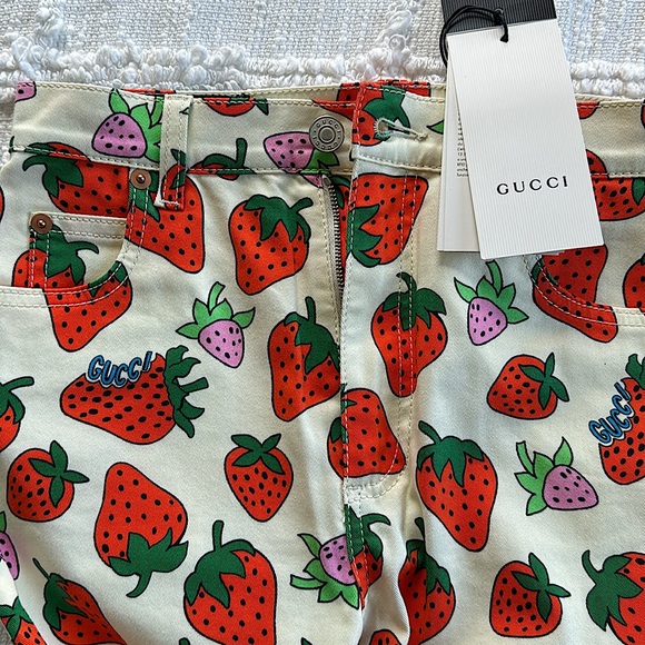 NWT Gucci Strawberry Print Skinny Leg Jeans - Picture 8 of 15